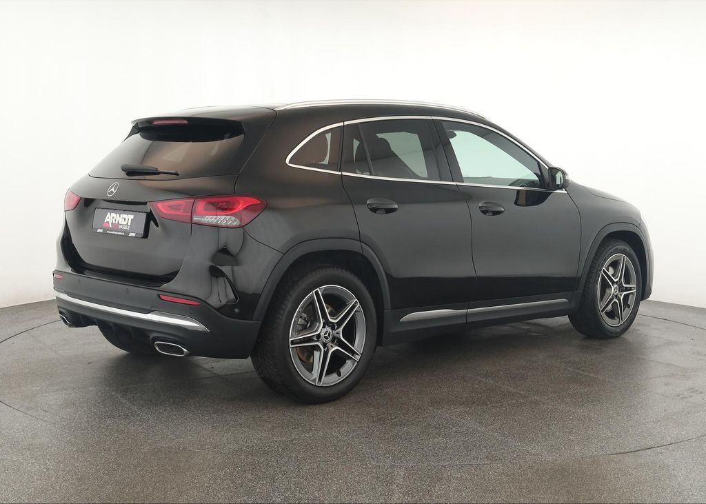Mercedes-Benz GLA 220 2023