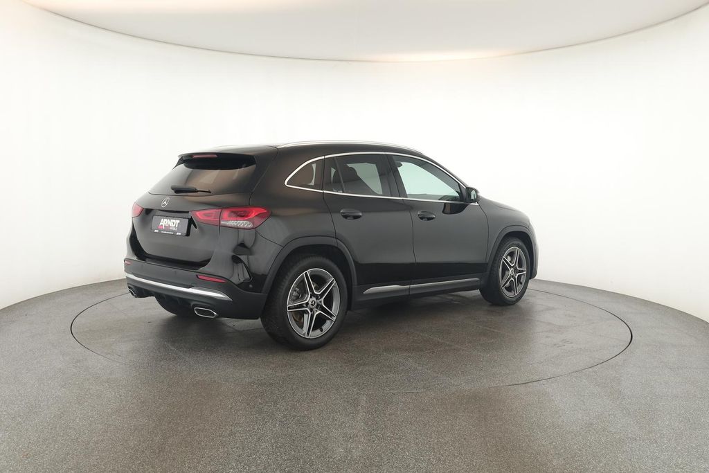 Mercedes-Benz GLA 220 2023