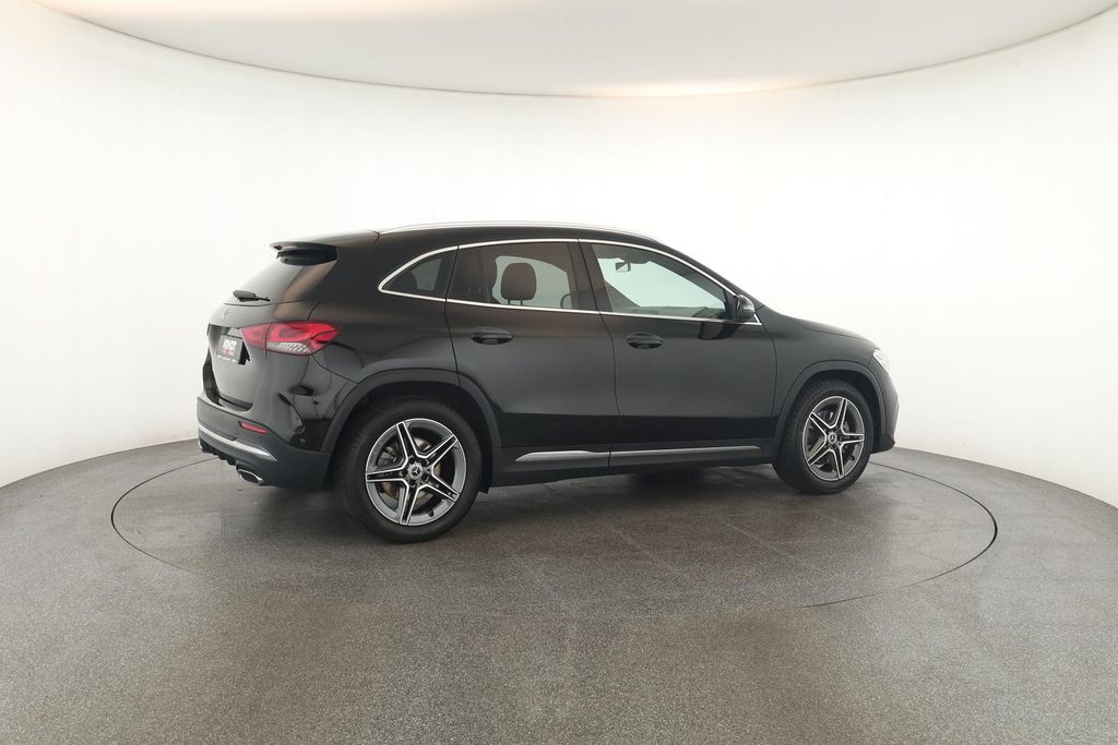 Mercedes-Benz GLA 220 2023