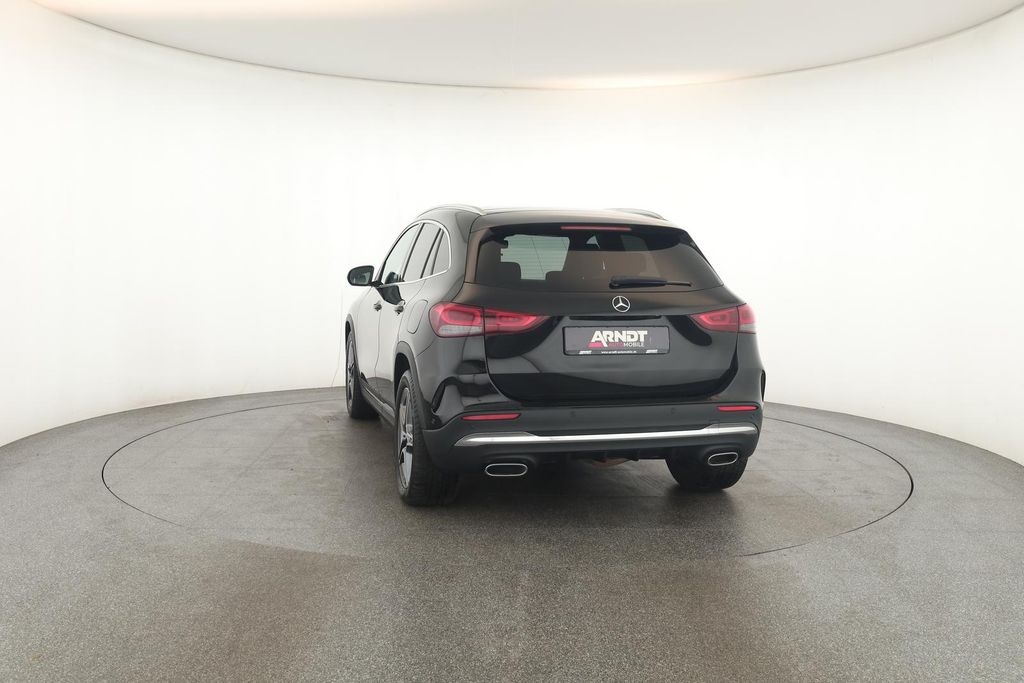 Mercedes-Benz GLA 220 2023