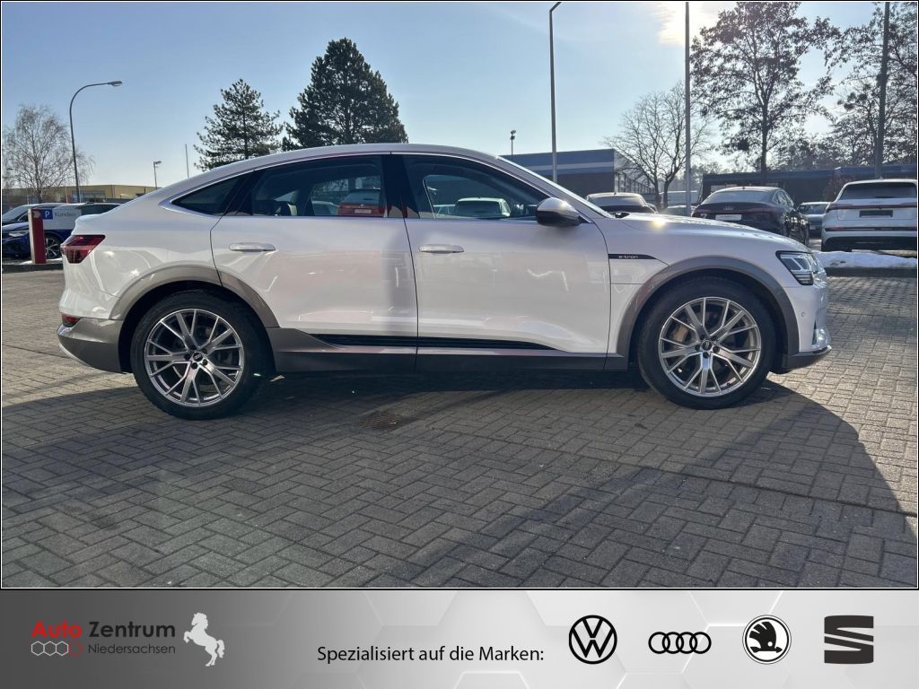 Audi e-tron 2023