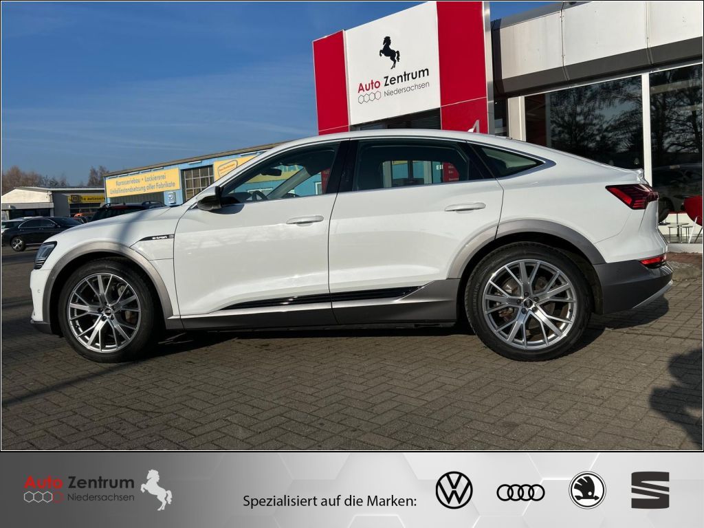 Audi e-tron 2023