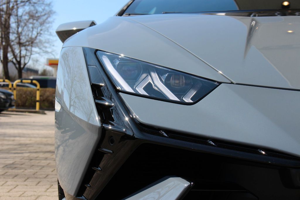 Lamborghini Huracán 2025