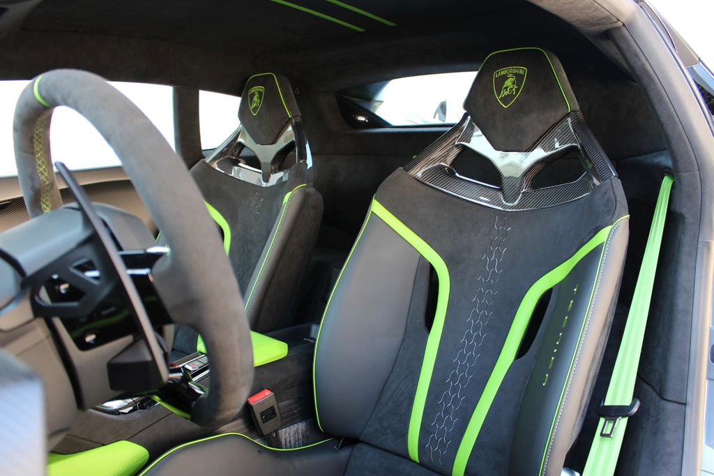 Lamborghini Huracán 2025