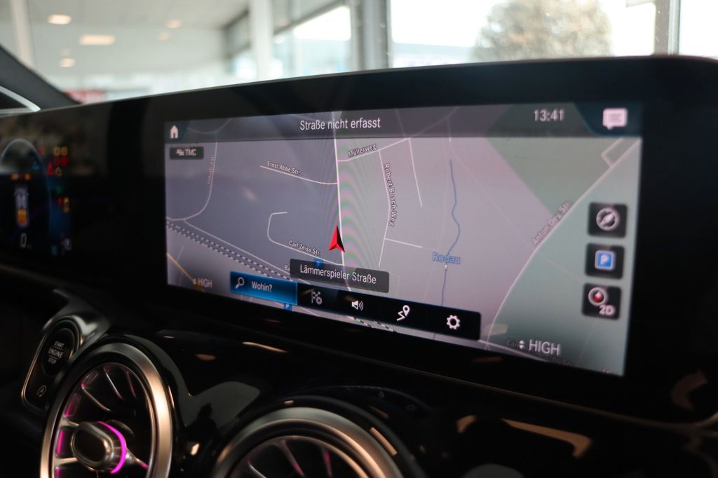 Mercedes-Benz GLB 250 2020