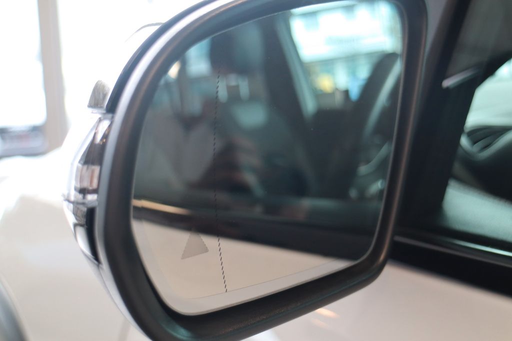 Mercedes-Benz GLB 250 2020