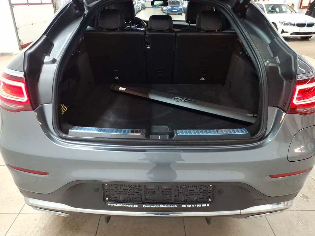 Mercedes-Benz GLC 300 2022