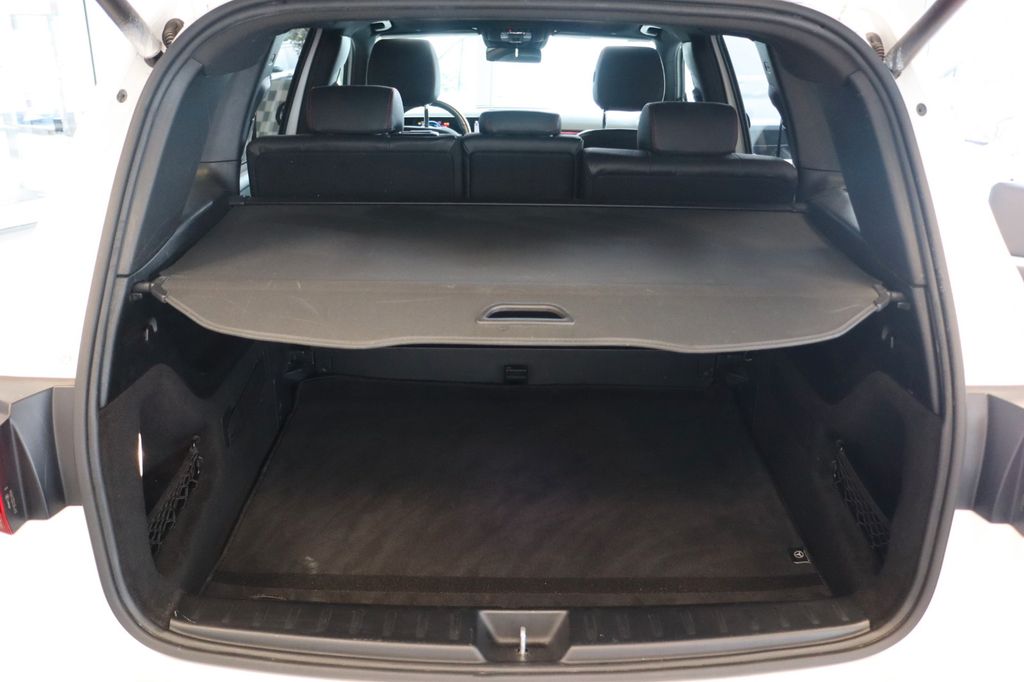 Mercedes-Benz GLB 250 2020