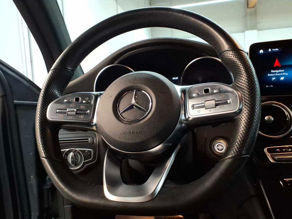 Mercedes-Benz GLC 300 2022