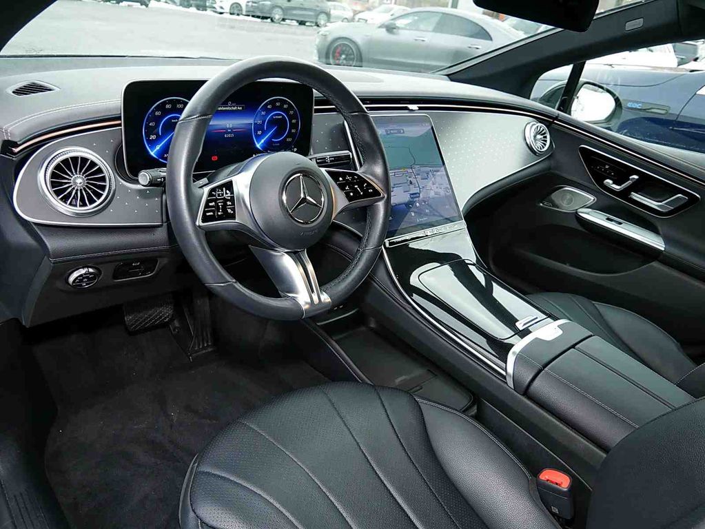 Mercedes-Benz EQE 2022