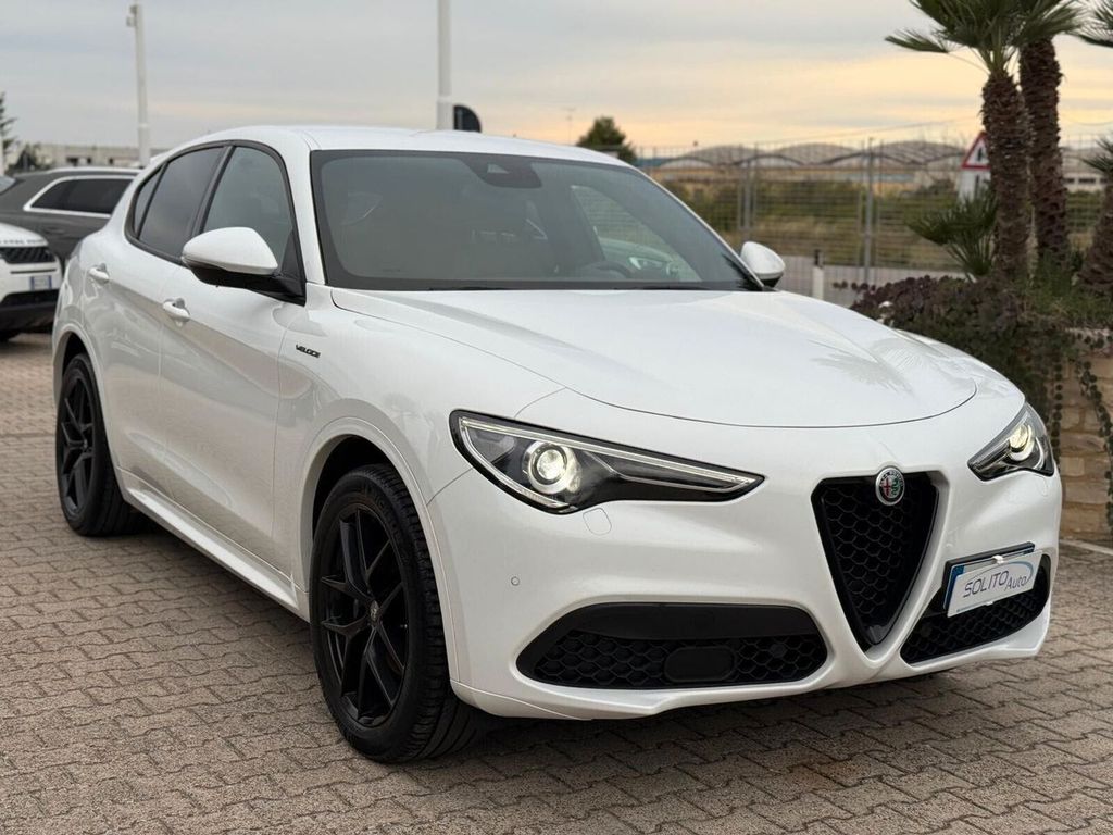 Alfa Romeo Stelvio 2021