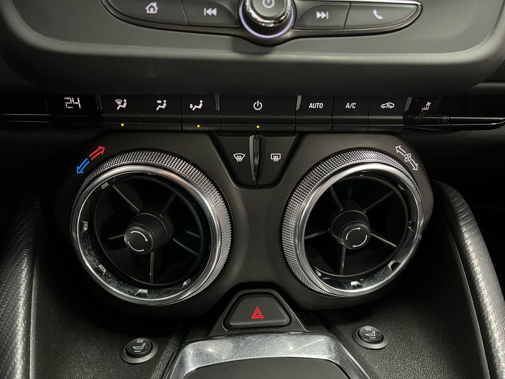 Chevrolet Camaro 2022