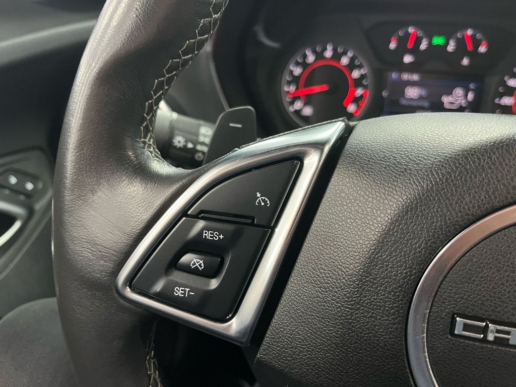 Chevrolet Camaro 2022