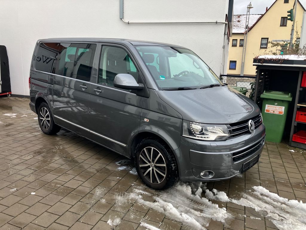 Volkswagen T5 Multivan 2012