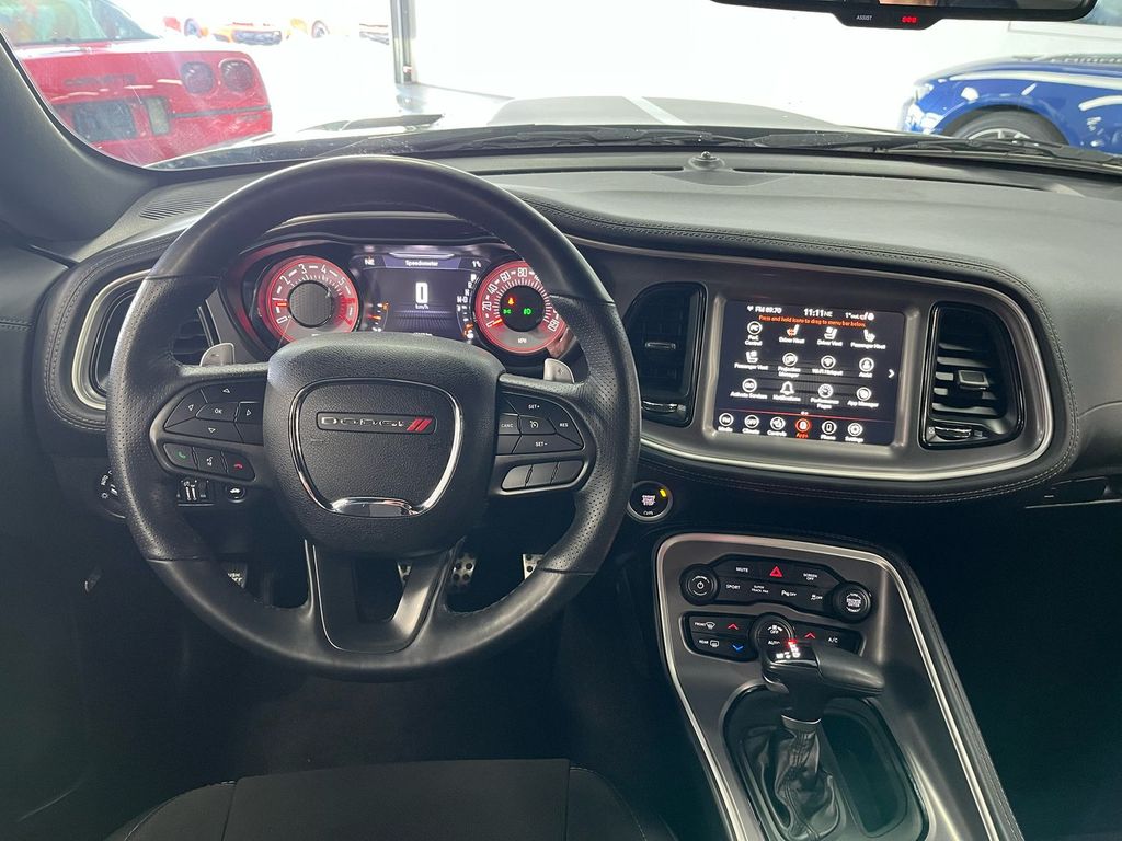 Dodge Challenger 2022