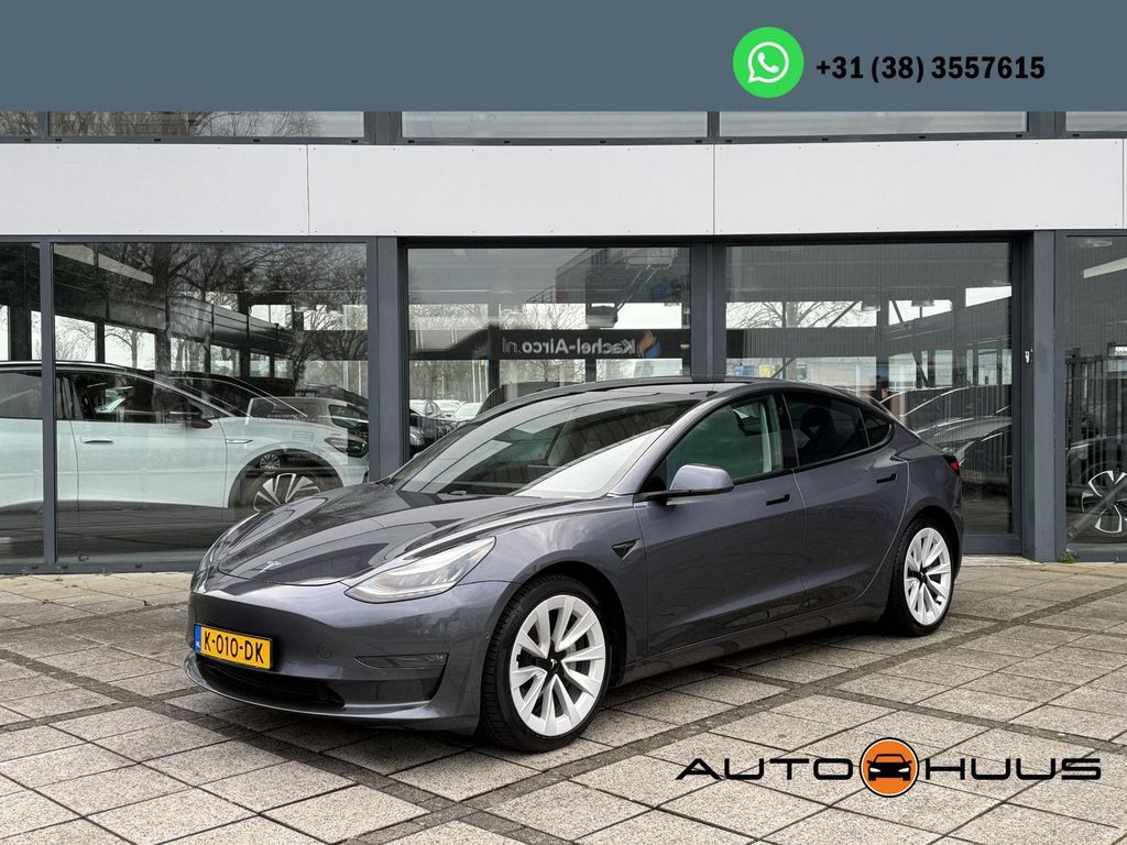 Tesla Model 3 2020