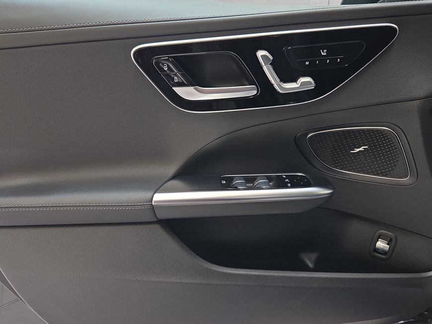 Mercedes-Benz C 300 2021