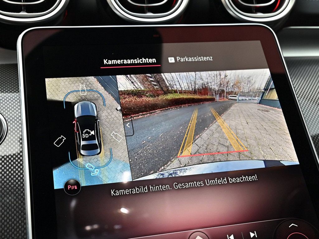 Mercedes-Benz C 220 2025