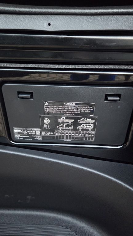 Mercedes-Benz Sprinter 2023