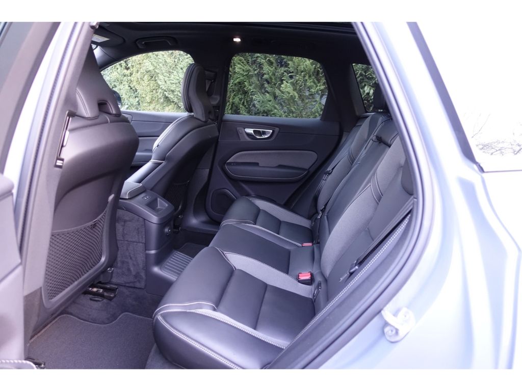 Volvo XC60 2022