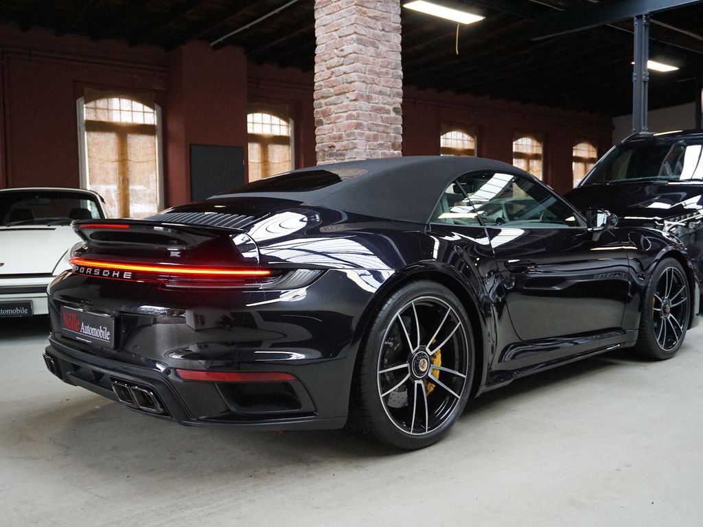 Porsche 992 2022