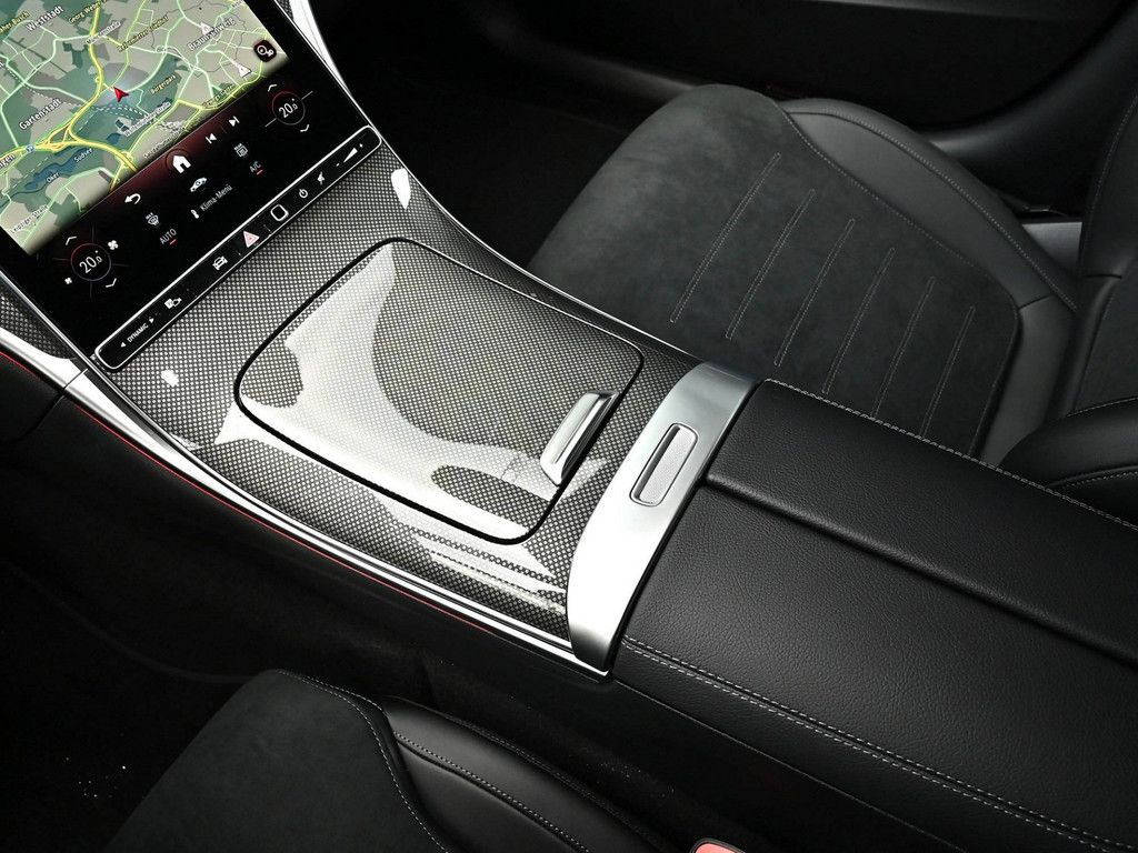 Mercedes-Benz C 220 2025