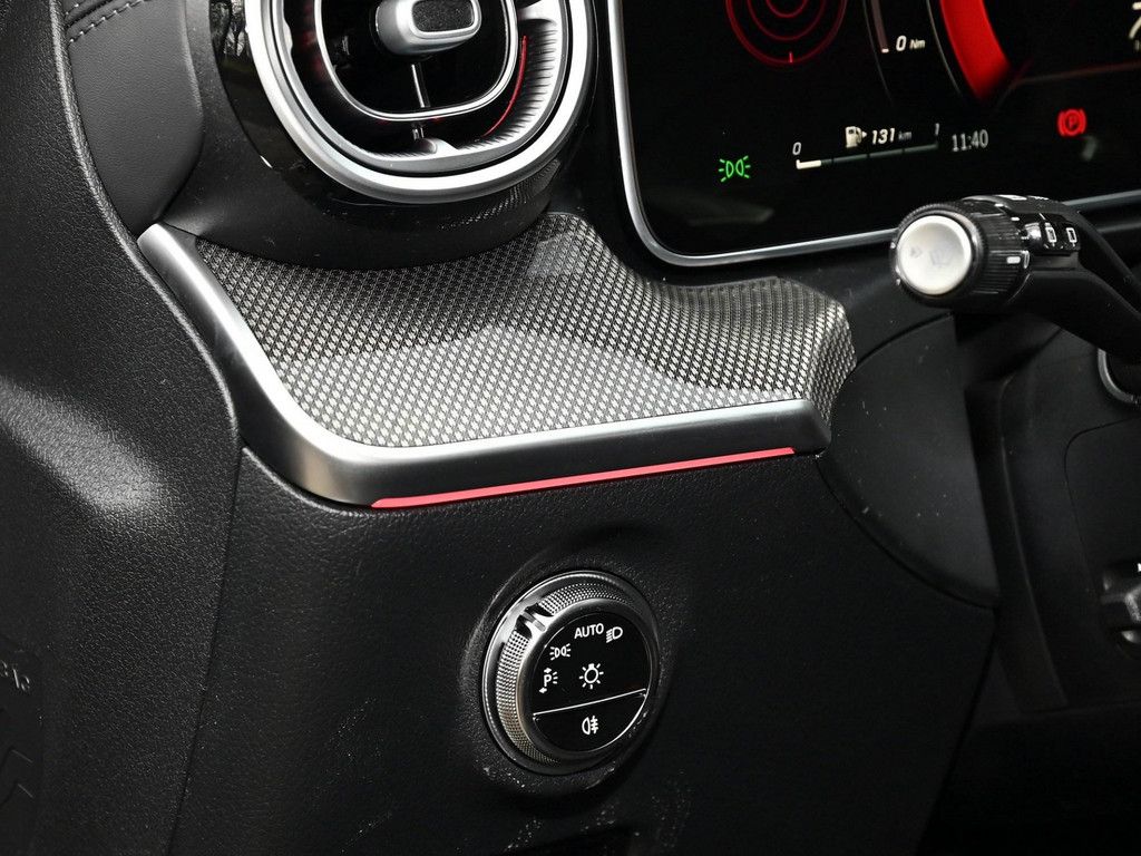 Mercedes-Benz C 220 2025