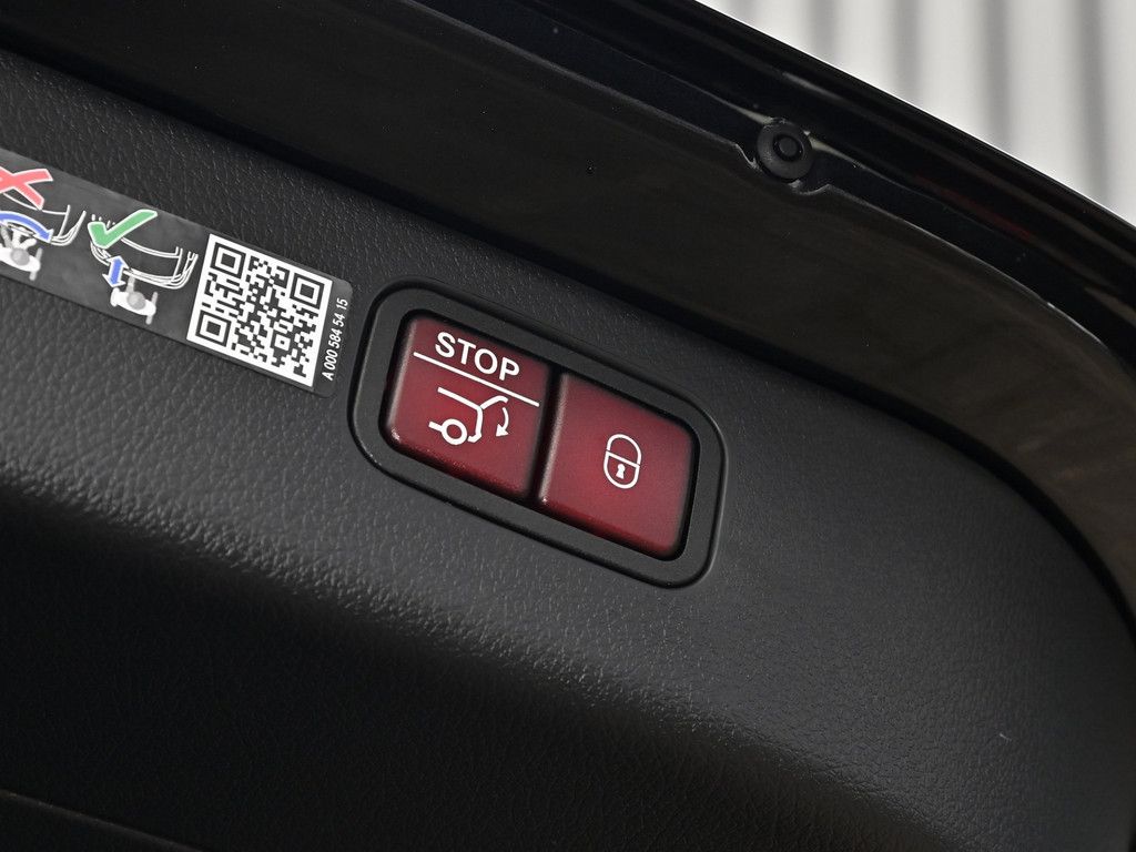 Mercedes-Benz C 220 2025