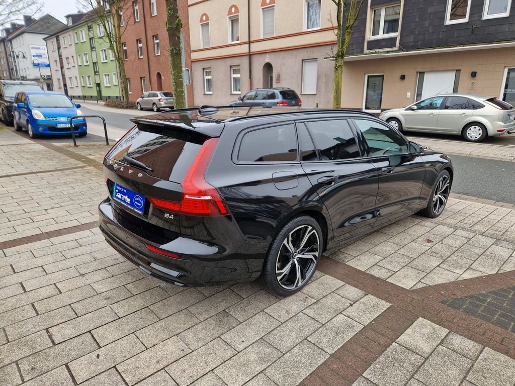 Volvo V60 2022