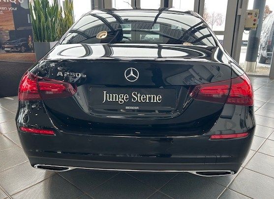 Mercedes-Benz A 250 2025