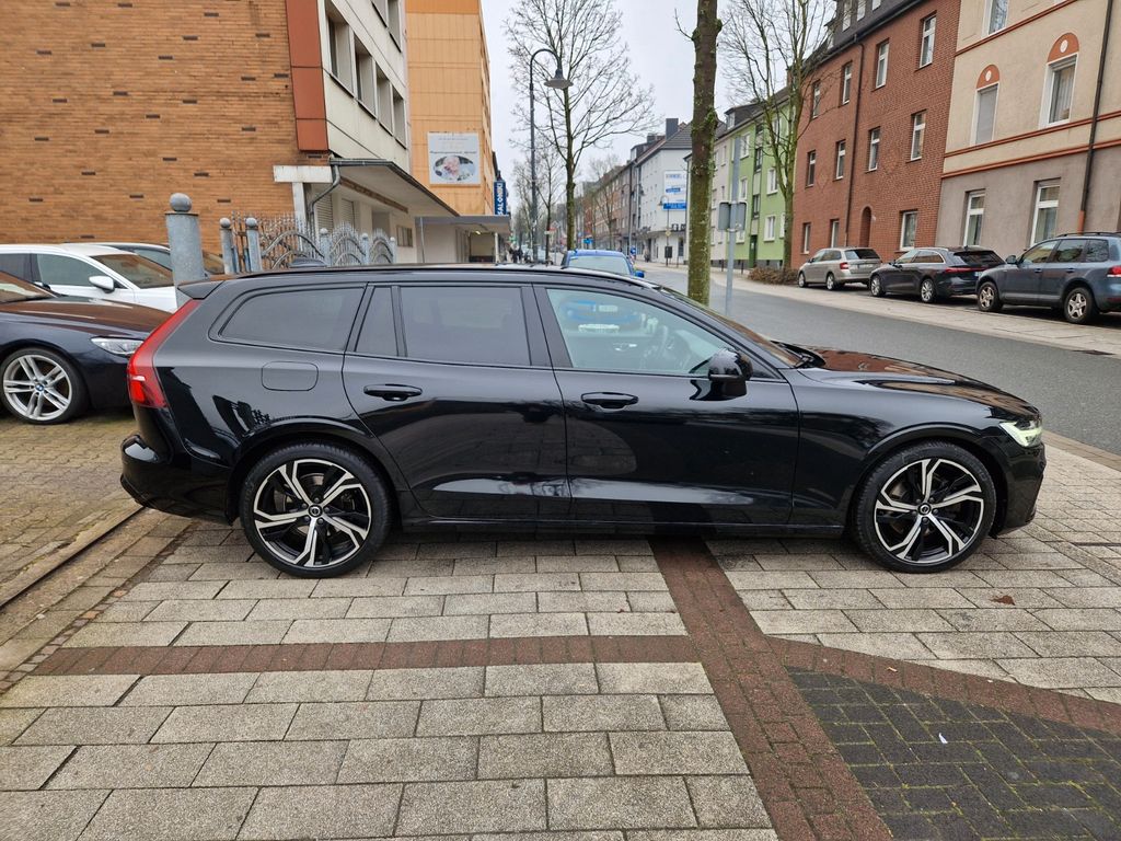 Volvo V60 2022