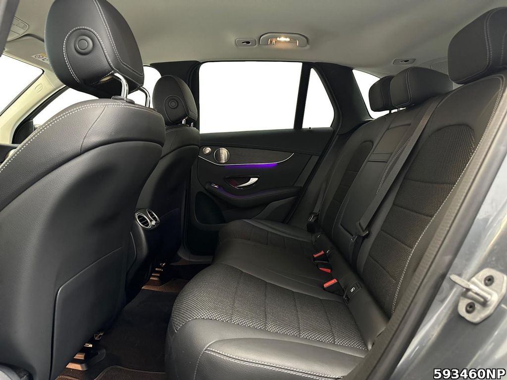 Mercedes-Benz GLC 300 2021