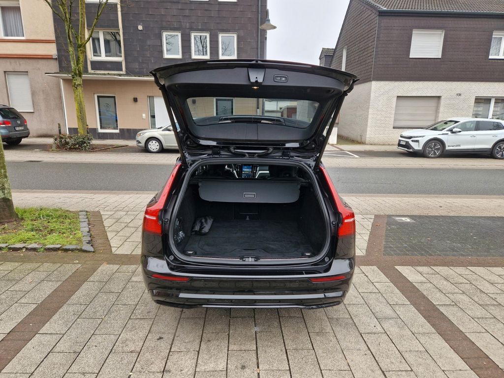 Volvo V60 2022