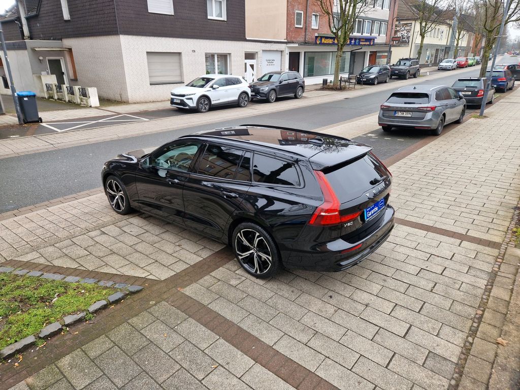 Volvo V60 2022
