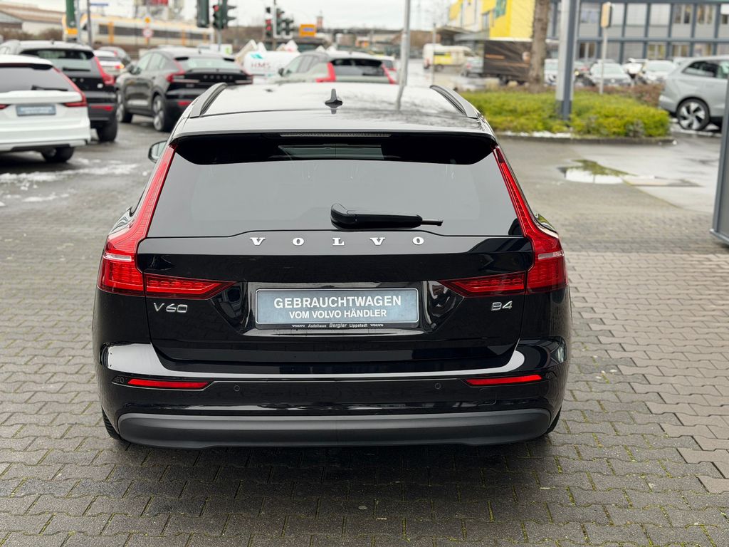 Volvo V60 2023