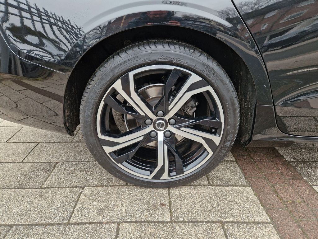 Volvo V60 2022