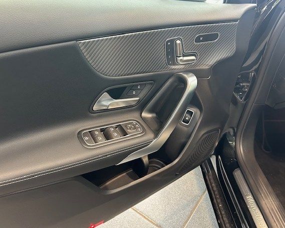 Mercedes-Benz A 250 2025