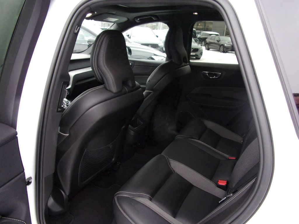 Volvo XC60 2023