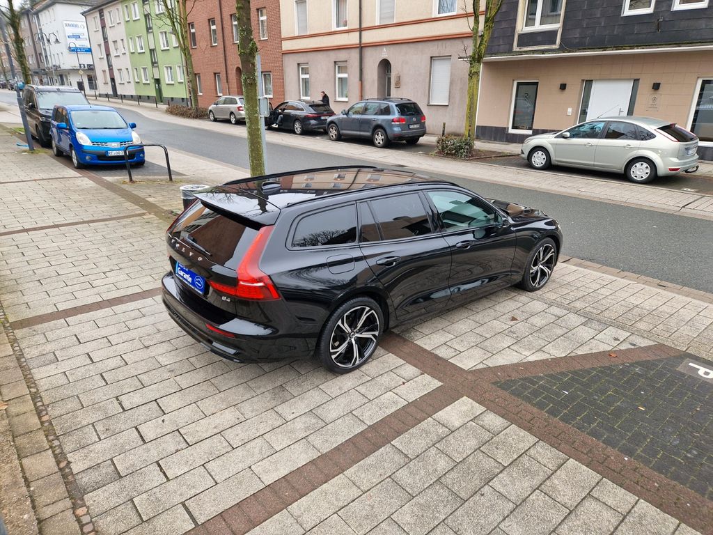 Volvo V60 2022