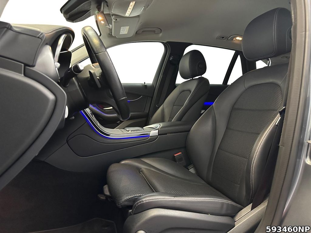 Mercedes-Benz GLC 300 2021