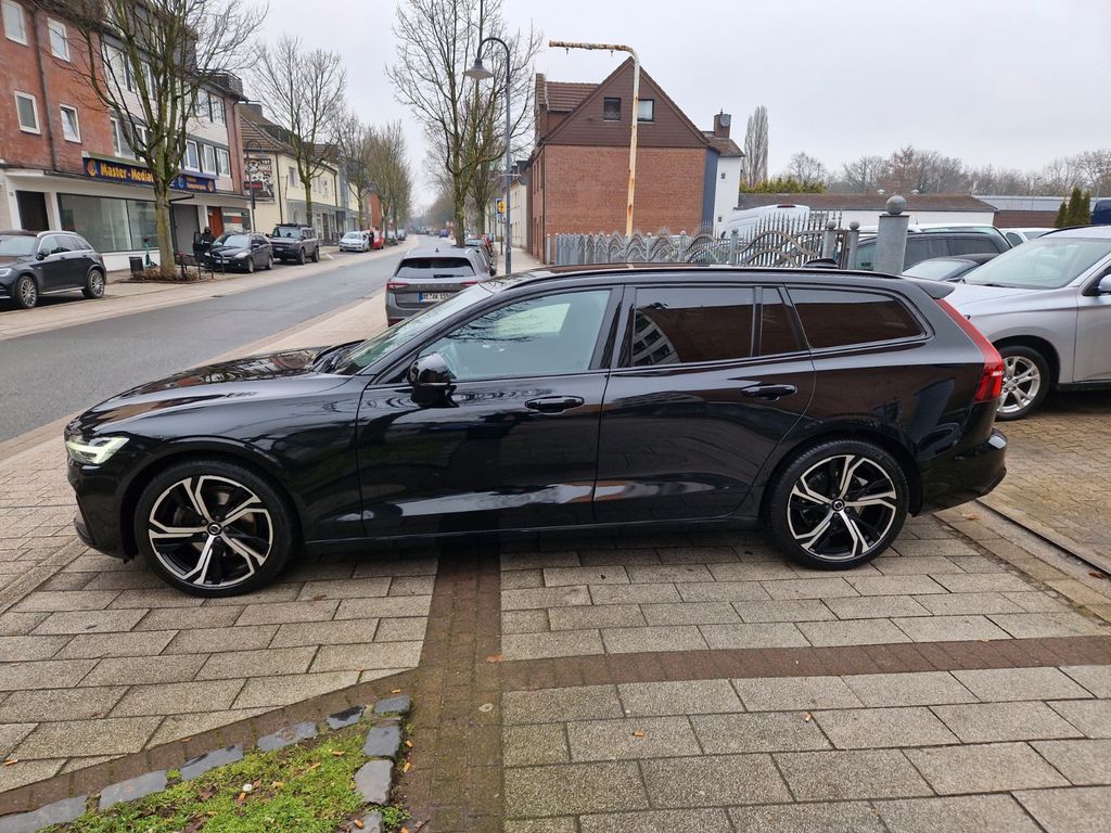 Volvo V60 2022
