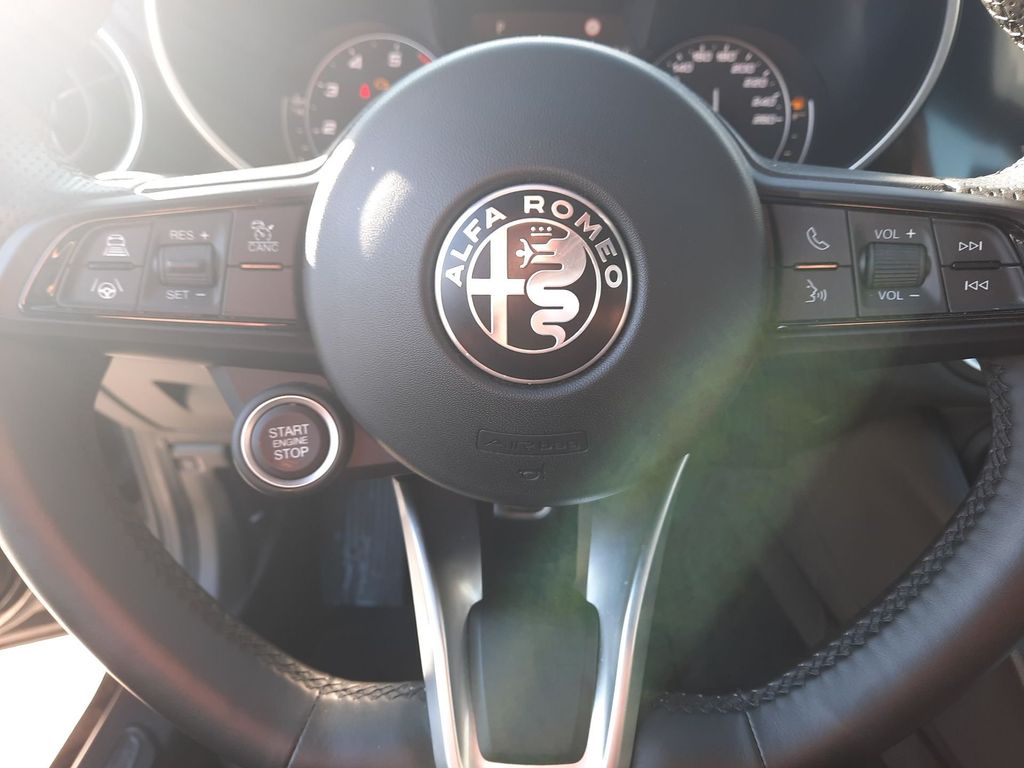 Alfa Romeo Giulia 2022