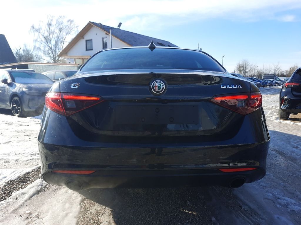 Alfa Romeo Giulia 2022