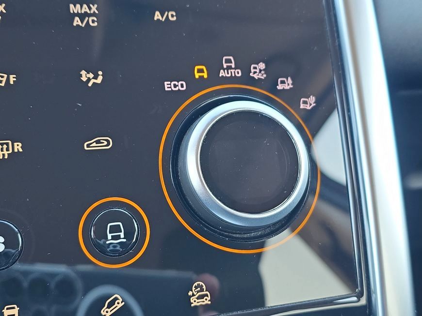 Land Rover Discovery Sport 2021