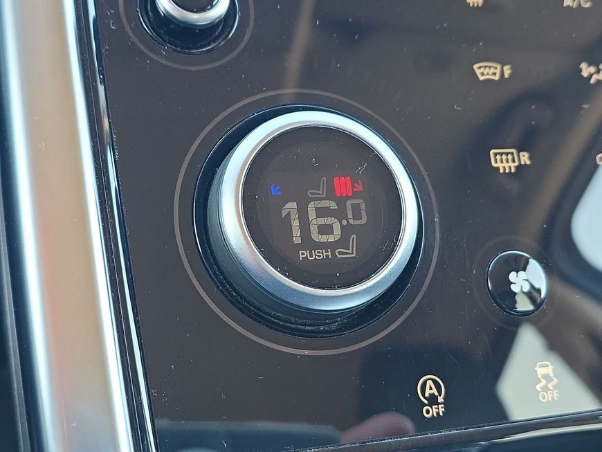 Land Rover Discovery Sport 2021