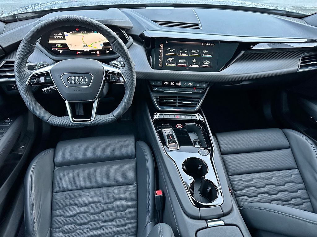 Audi e-tron GT 2024