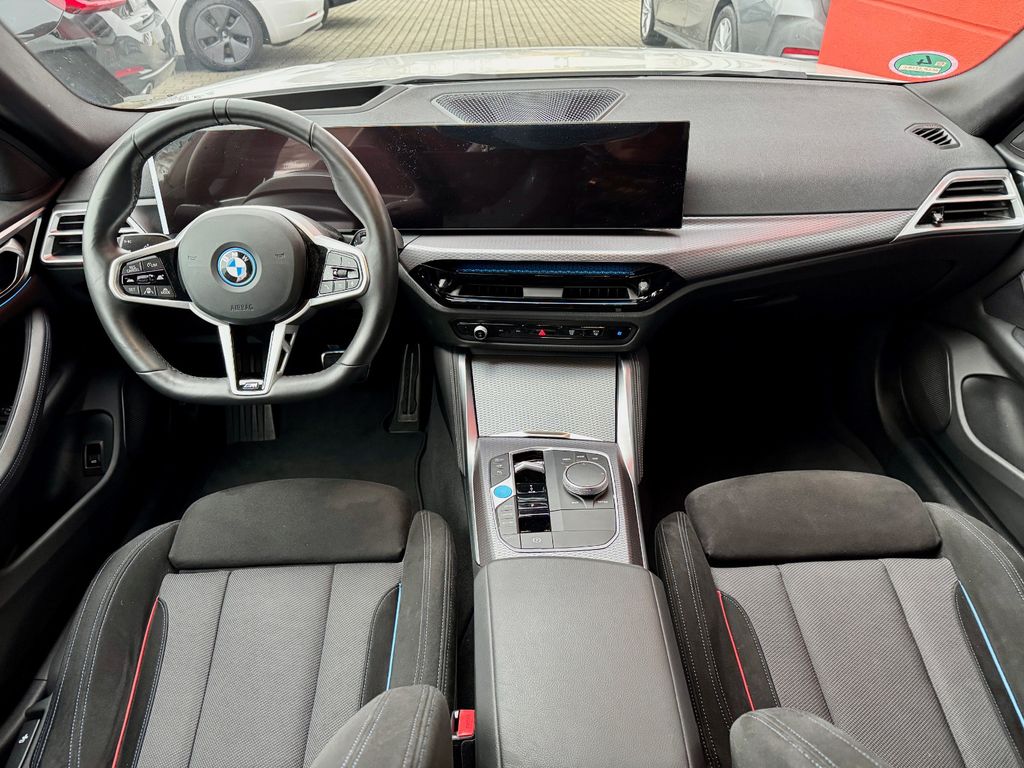 BMW i4 2025
