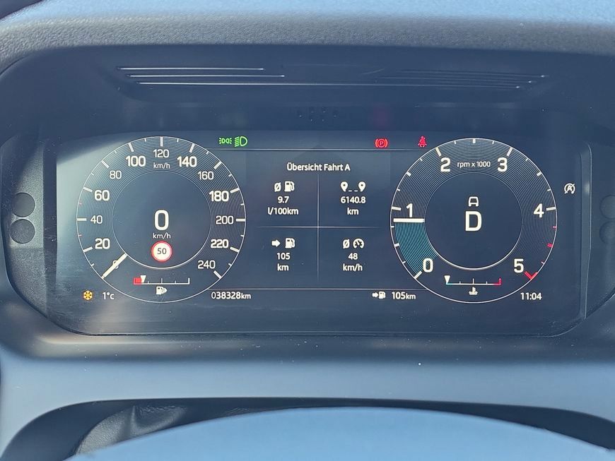 Land Rover Discovery Sport 2021