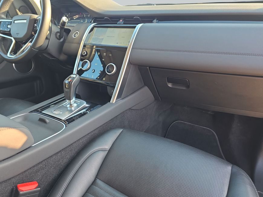 Land Rover Discovery Sport 2021