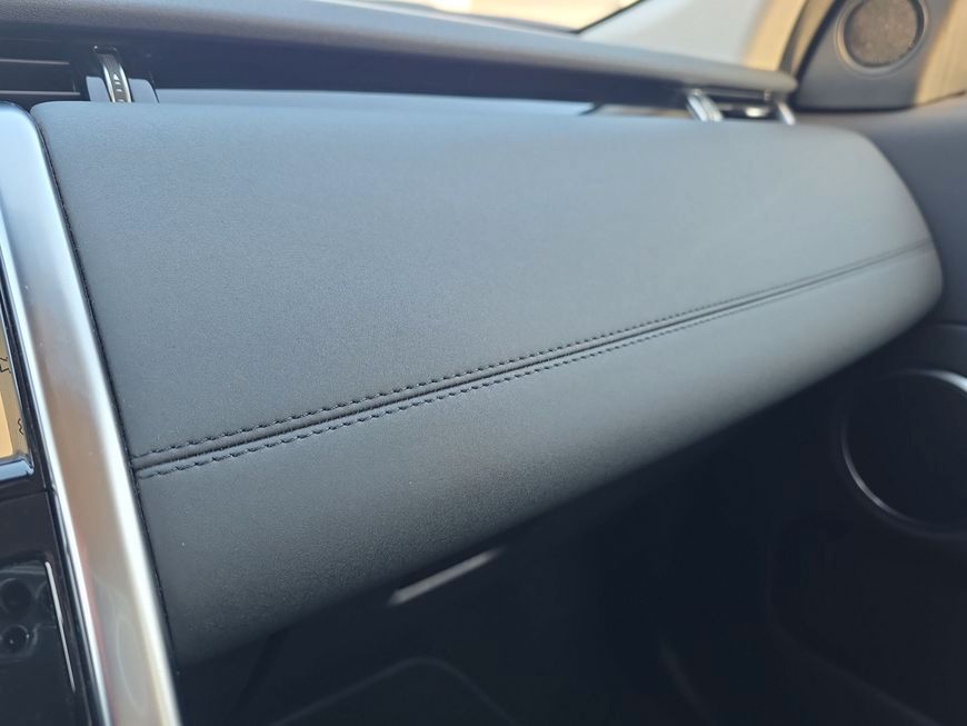 Land Rover Discovery Sport 2021